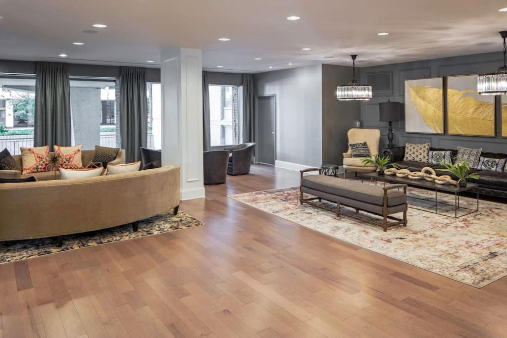 Modern Apartment At Crystal City 阿林顿 外观 照片