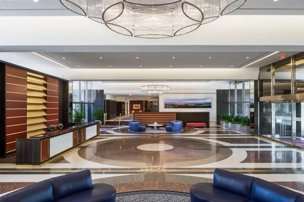 Modern Apartment At Crystal City 阿林顿 外观 照片