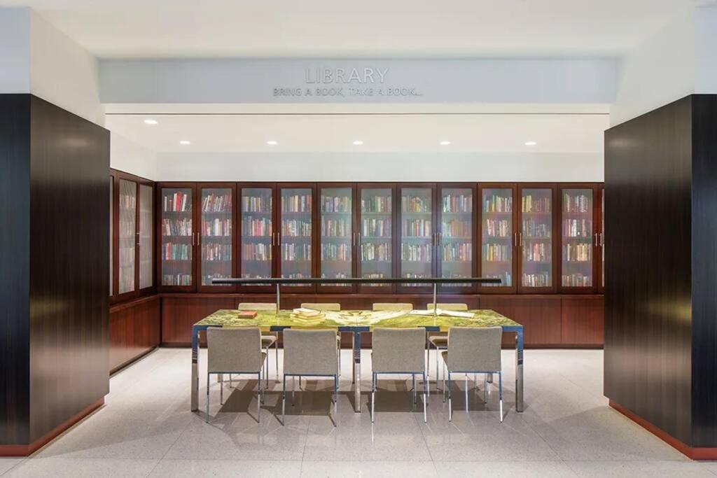 Modern Apartment At Crystal City 阿林顿 外观 照片